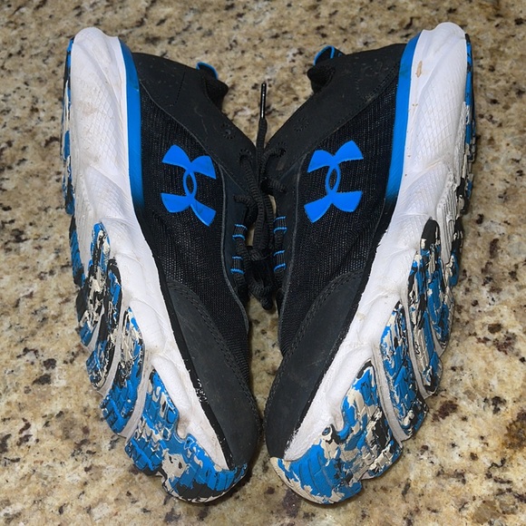 Under Armour Charged Assert - Picture 4 of 8